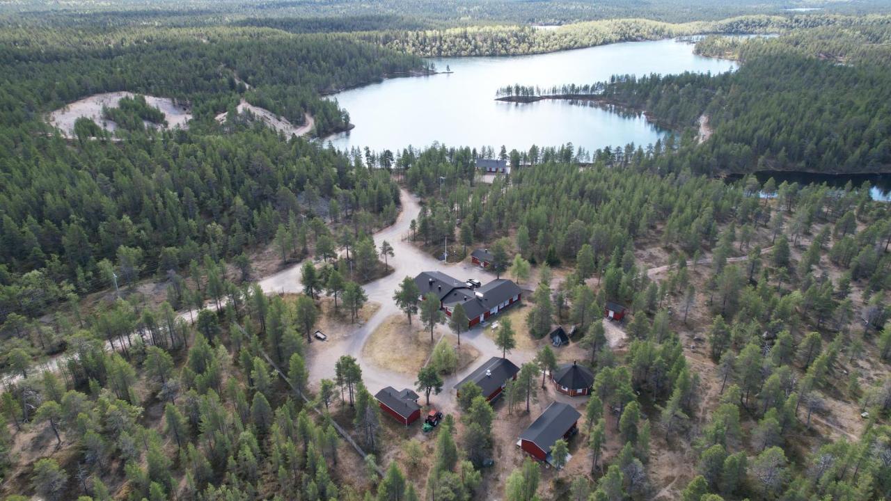 ホテル Porotila Toini Sanila Sevettijärvi エクステリア 写真