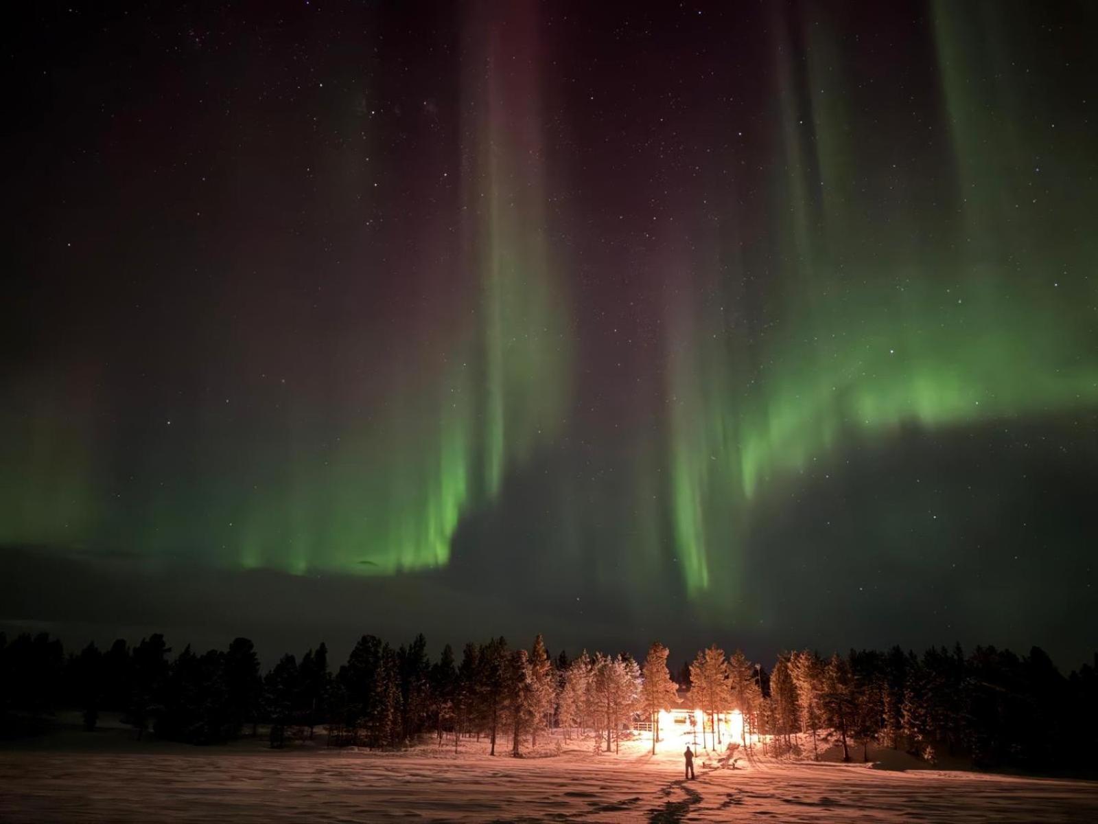 ホテル Porotila Toini Sanila Sevettijärvi エクステリア 写真