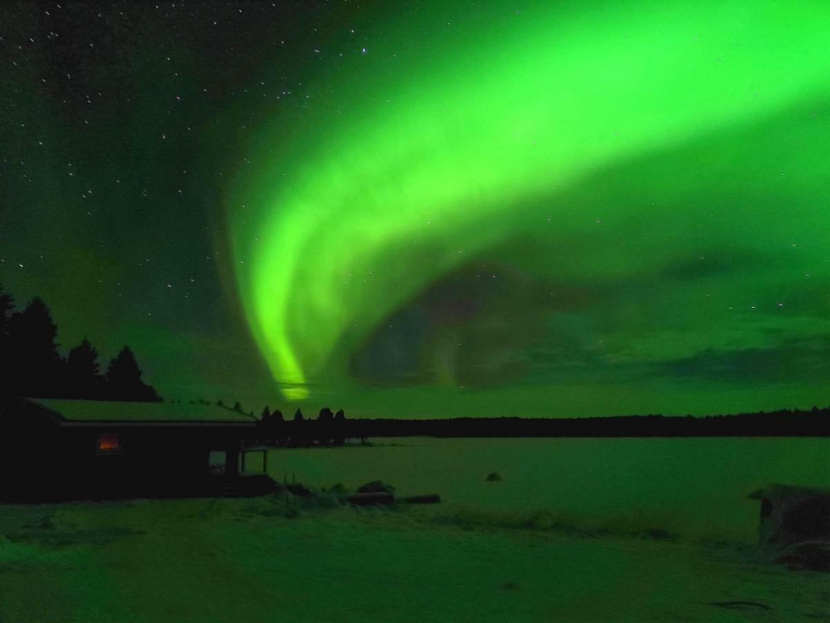 ホテル Porotila Toini Sanila Sevettijärvi エクステリア 写真